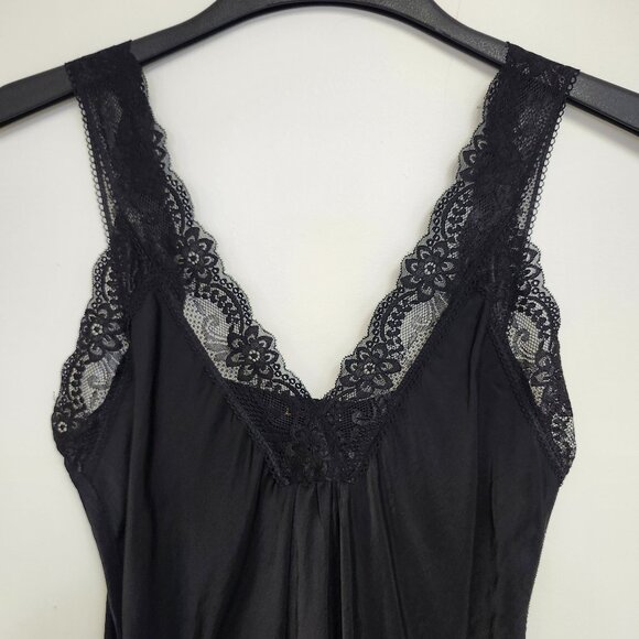 Dis Moi Women's Black Camisole W/Lace Trim Size M - Picture 2 of 6